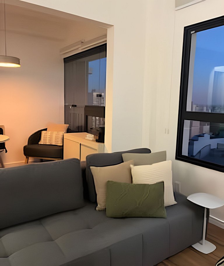 Apê cama Queen e vista top