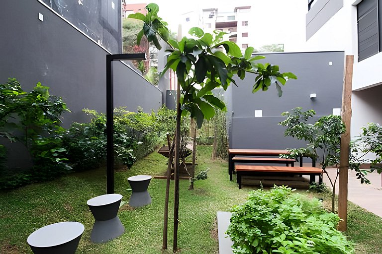 Apê cama Queen e vista top