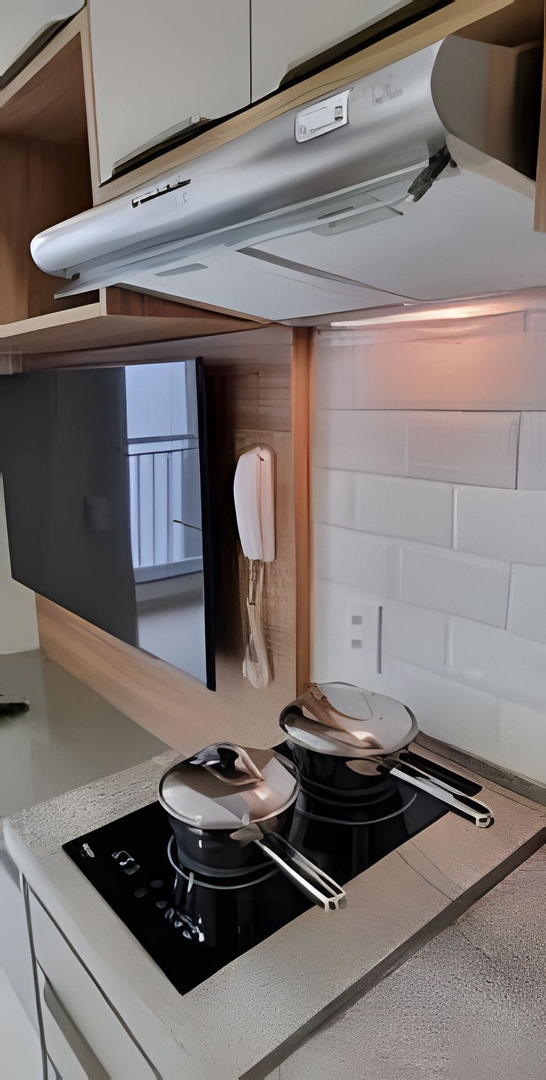 Studio Novo e Mobiliado ao lado do Metrô