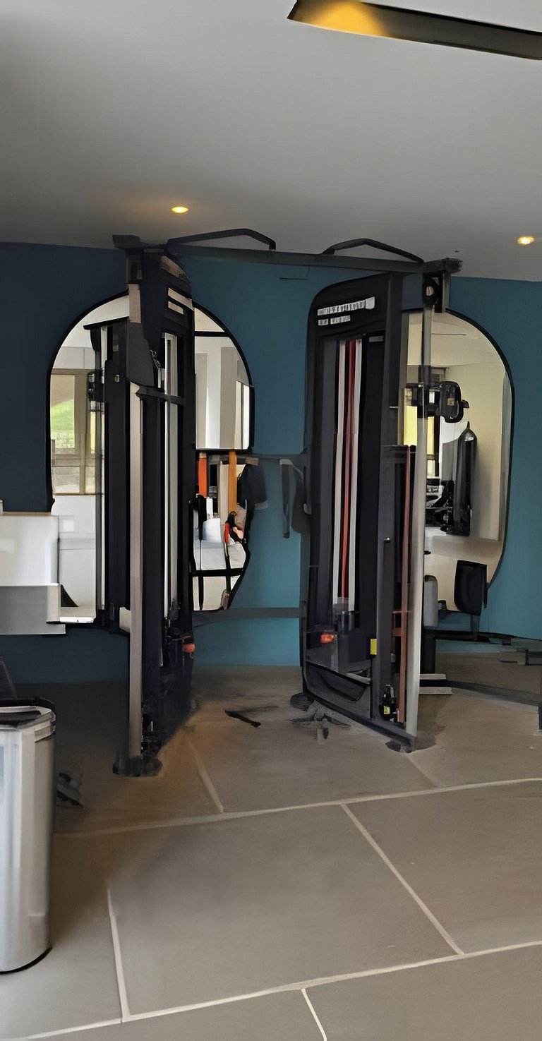 Studio Novo e Completo – 1 Min do Metrô + Vaga