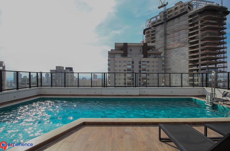 Apê cama Queen e vista top