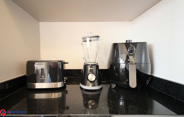 Apê cama Queen e vista top