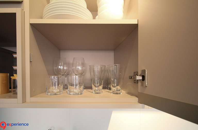 Apê cama Queen e vista top