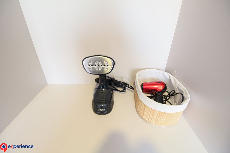 Apê cama Queen e vista top