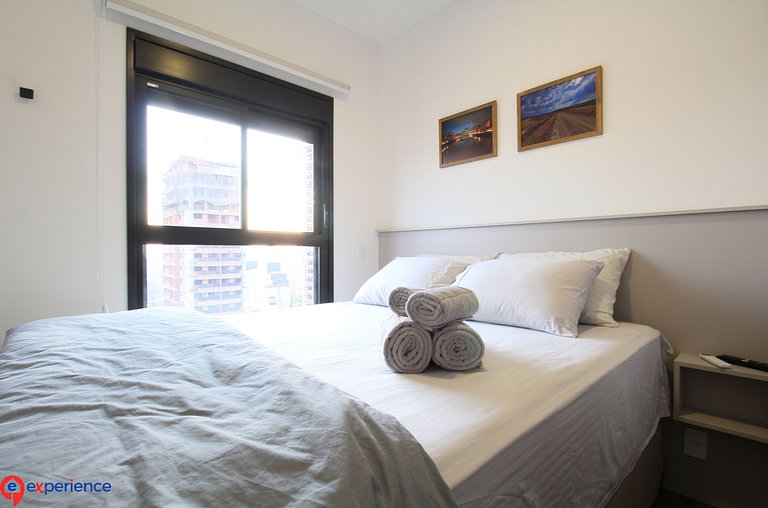 Apê cama Queen e vista top