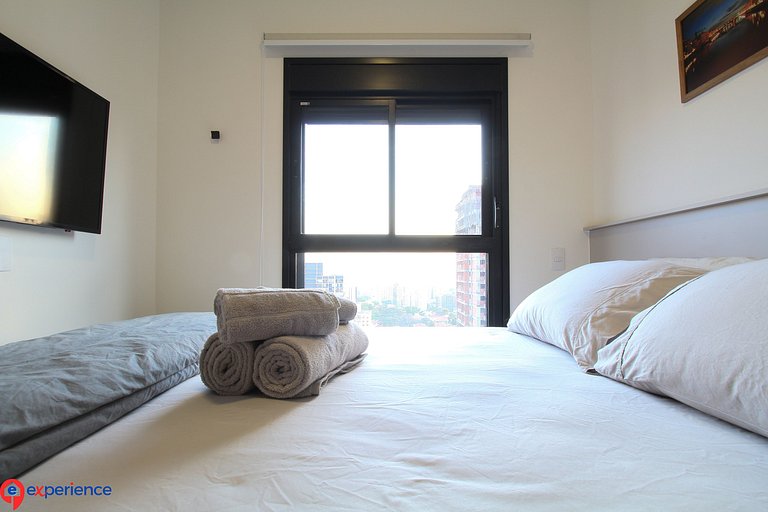 Apê cama Queen e vista top