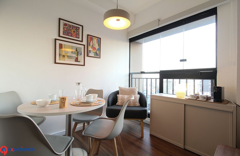 Apê cama Queen e vista top