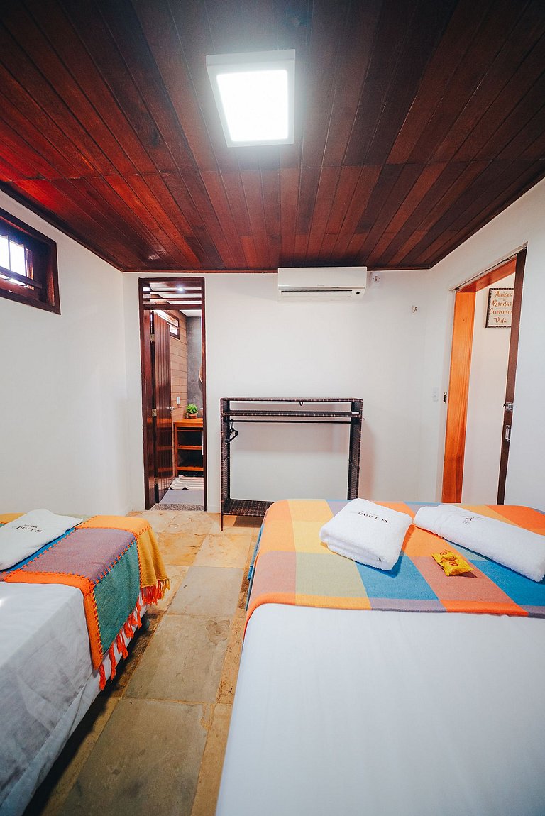 Paraíso na Taíba – Casa Pé na Areia com 4 Suítes