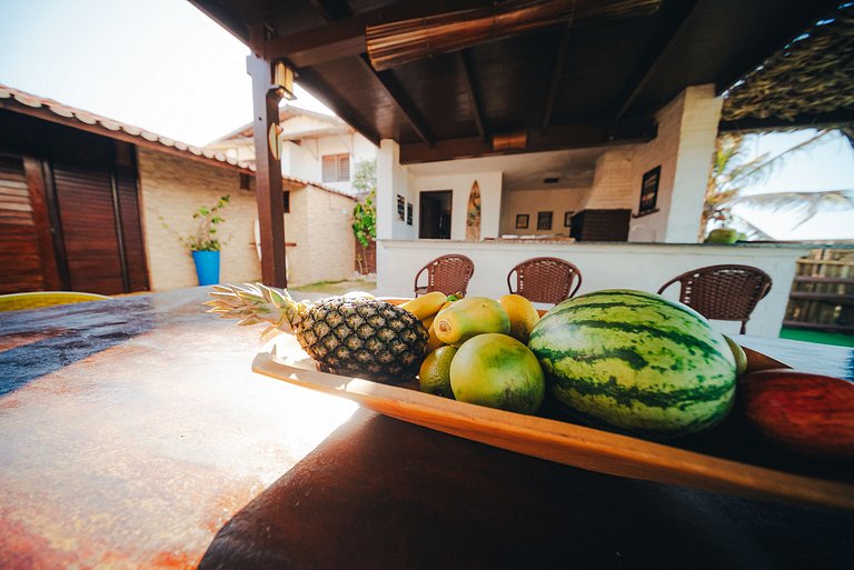 Paraíso na Taíba – Casa Pé na Areia com 4 Suítes