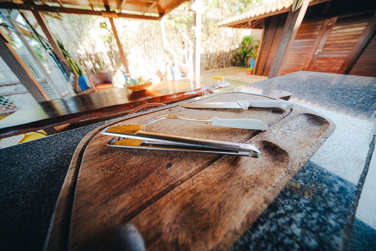 Paraíso na Taíba – Casa Pé na Areia com 4 Suítes