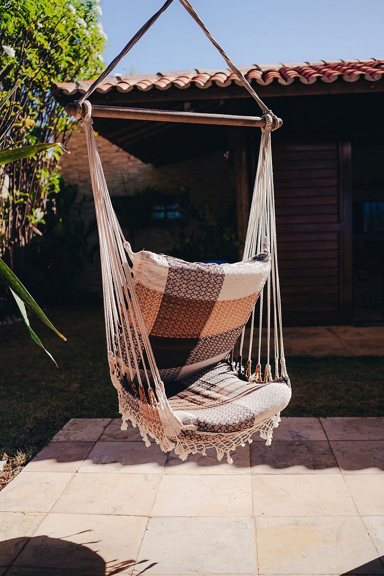 Paraíso na Taíba – Casa Pé na Areia com 4 Suítes