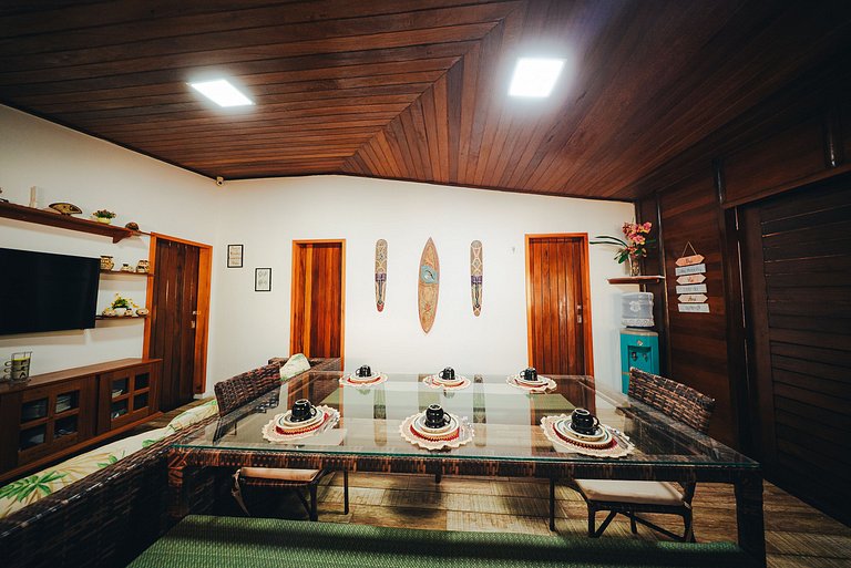 Paraíso na Taíba – Casa Pé na Areia com 4 Suítes