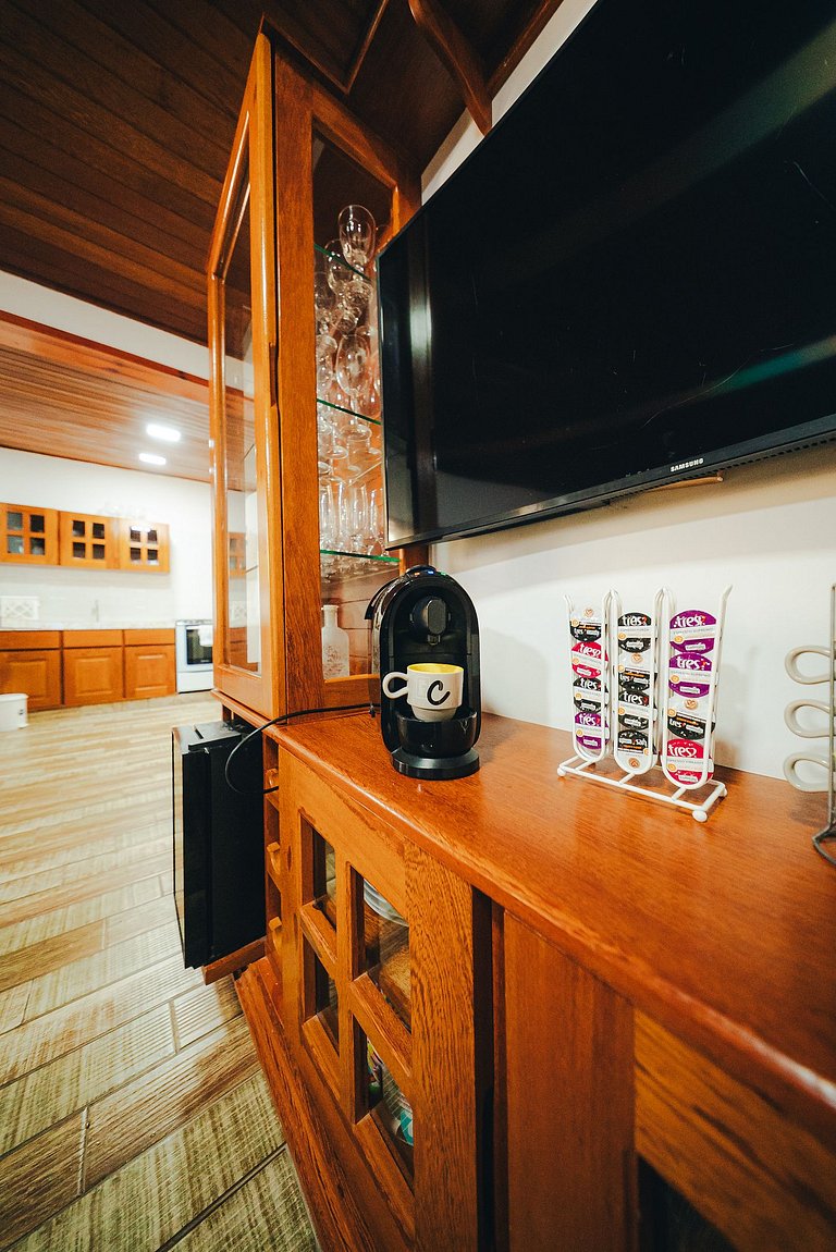 Paraíso na Taíba – Casa Pé na Areia com 4 Suítes