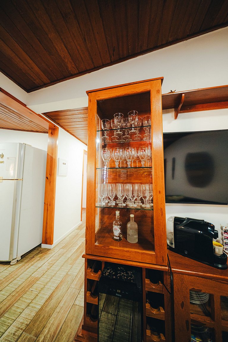 Paraíso na Taíba – Casa Pé na Areia com 4 Suítes