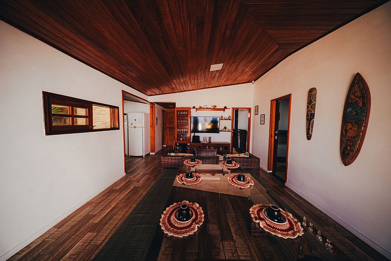 Paraíso na Taíba – Casa Pé na Areia com 4 Suítes