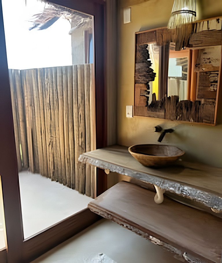 Vista para o Mar – Bangalô de Alto Padrão