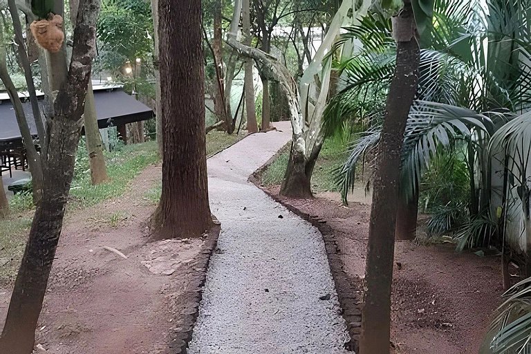 Refúgio Urbano em frente ao Shopping Morumbi Town